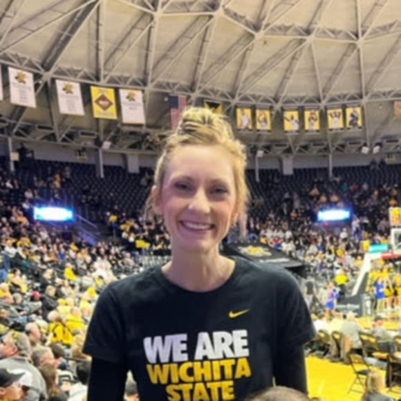 Meet your Posher, Megan - Picture 1 of 1